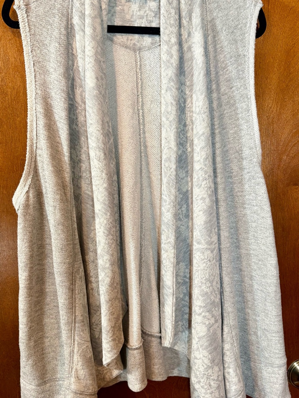 Cato Light Gray Open Front Sleeveless Vest